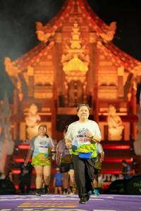 BIB: 523
                            <button type="button" onclick="openModal(22477628)" class="btn btn-primary btn-sm float-right btn-popup" data-toggle="modal" data-target=".modal-high-quality">
                        <i class="fas fa-shopping-cart"></i> Add to Cart
                    </button>
                                            <button type="button" onclick="isThisMe(22477628, true)" class="btn btn-success btn-sm float-right btn-popup btn-isme hidden" data-toggle="tooltip" data-placement="bottom" title="นี่คือรูปของคุณใช่ไหม คลิกที่นี่เพื่อเอาเข้าอัลบั้ม">
                        <i class="fas fa-plus"></i> Add to album
                    </button>
                    <button type="button" onclick="isThisMe(22477628, false)" class="btn btn-warning btn-sm float-right btn-popup btn-isnotme hidden">
                        <i class="fas fa-ban"></i> Remove from album
                    </button>